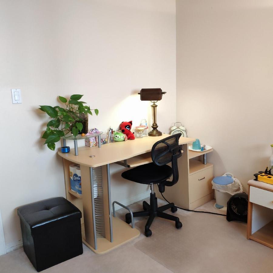 Helen'S House / Close To Skytrain And Airport Vancouver Bagian luar foto